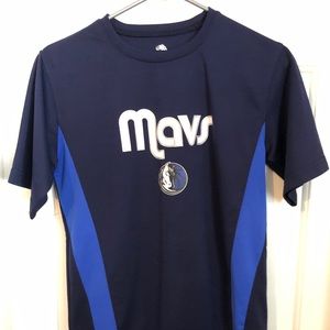 Dallas Mavericks Mavs polyester shirt small